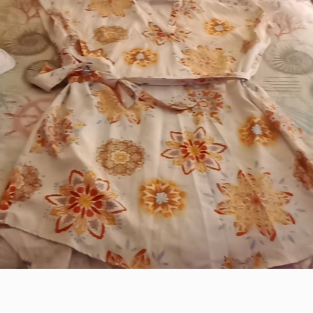 Floral and Striped Clothing Bundle - Picture 5 of 5